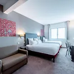 Western Au Cheval Blanc A Mulhouse