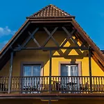 Western Au Cheval Blanc A Mulhouse 4*