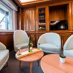 Hotell Western Au Cheval Blanc A Mulhouse