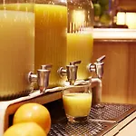 Hotel Western Au Cheval Blanc A Mulhouse 4*
