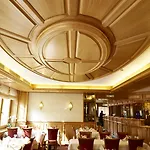 Western Au Cheval Blanc A Mulhouse Hotel Baldersheim