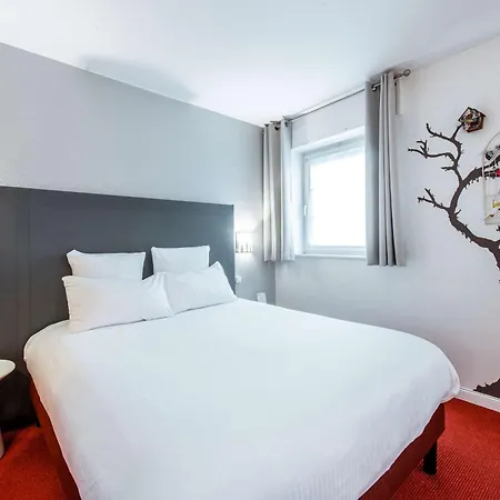 Western Au Cheval Blanc A Mulhouse