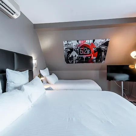 Отель Western Au Cheval Blanc A Mulhouse 4*