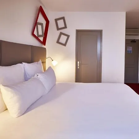 Western Au Cheval Blanc A Mulhouse Baldersheim