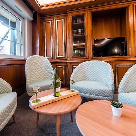 Hotel Western Au Cheval Blanc A Mulhouse
