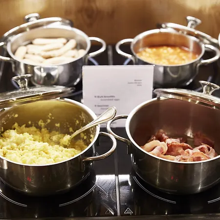 Отель Western Au Cheval Blanc A Mulhouse