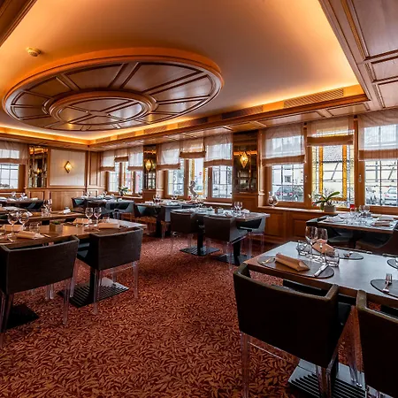 Western Au Cheval Blanc A Mulhouse