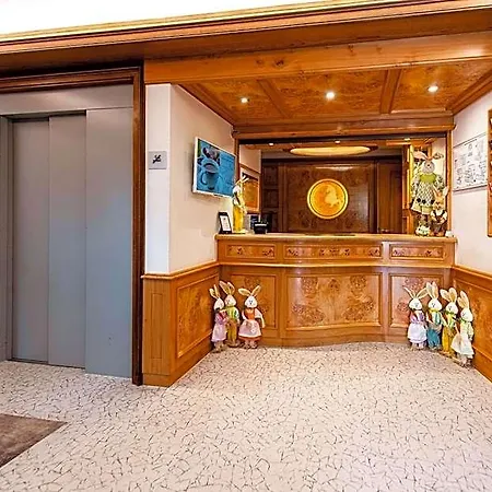 Western Au Cheval Blanc A Mulhouse Hotel