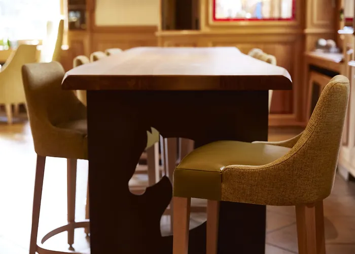 Western Au Cheval Blanc A Mulhouse