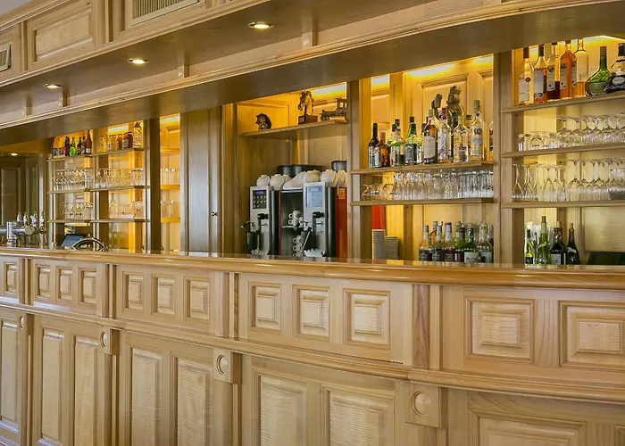 Western Au Cheval Blanc A Mulhouse 4*