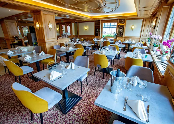 Western Au Cheval Blanc A Mulhouse